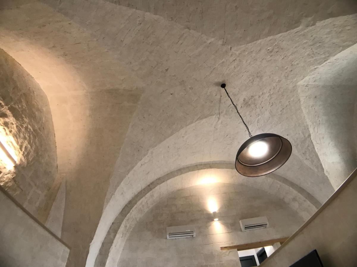 マテーラPalazzo Enselmiアパートメント エクステリア 写真